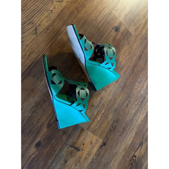 Emanuel Crasto Leather Laser-Cut Wedge Sandals Green Italy-Made Size 38 New - Picture 4 of 7